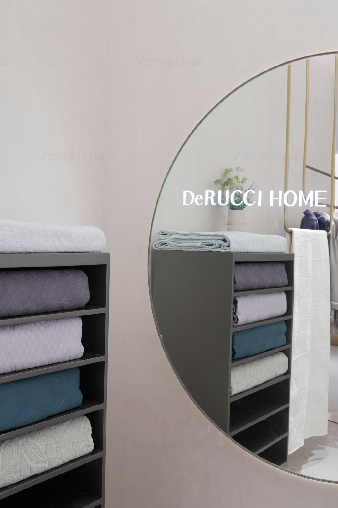 萬(wàn)磊案例賞析 | 金屬遇上絲絨，尋覓絲質(zhì)般舒適生活