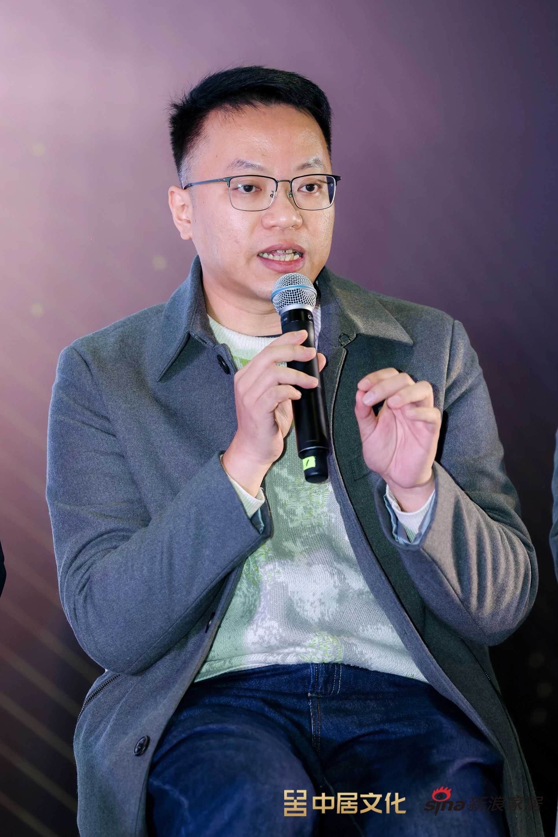 萬磊全方位布局高定領域 | 與16位知名藝術(shù)家聯(lián)名發(fā)布跨界作品